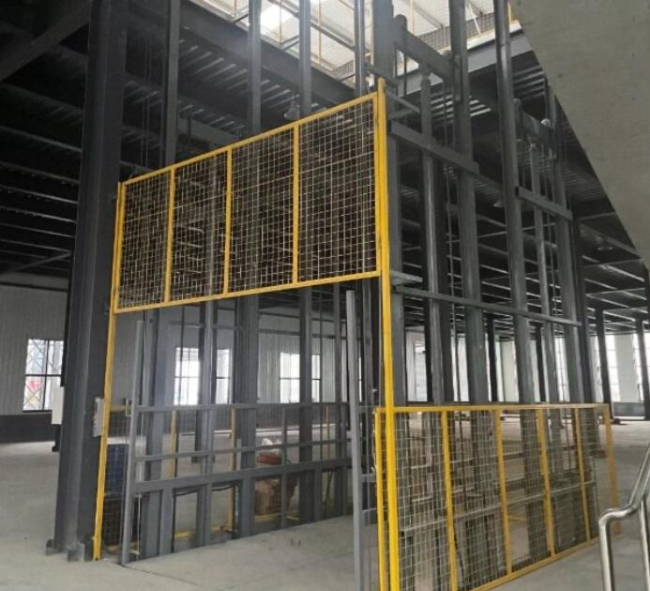 西盟请详细介绍一下货梯安装在室外的维护方法